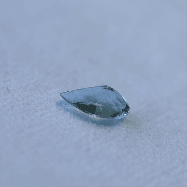 Aguamarina GGI-0.82ct-8.54x5.15x3.83mm 2