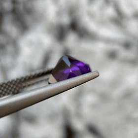 Amatista morada-1.50ct-8x8mm