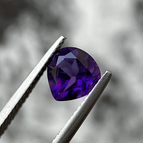 Amatista morada-1.50ct-8x8mm