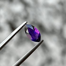 Amatista morada-0.845ct-10x8mm