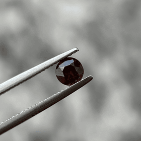 Granate rojo-0.70ct-5mm