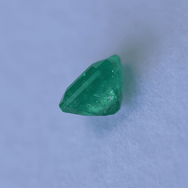 Esmeralda colombiana AIG-1.14ct-6.42x5.84x4.62mm 2