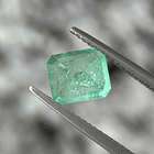 Esmeralda colombiana AIG-1.62ct-7.78x6.60x4.58mm 4