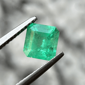 Esmeralda colombiana AIG-1.19ct-6.42x6.11x4.51mm