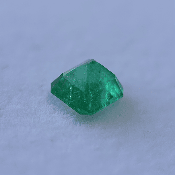 Esmeralda colombiana AIG-1.19ct-6.42x6.11x4.51mm 3