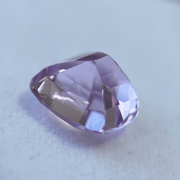 Kunzita-10.25ct-12.2x11.7x8.5mm 3
