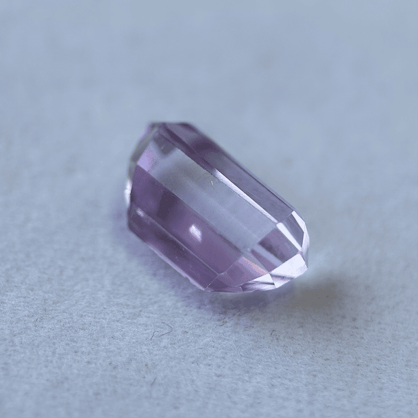 Kunzita-9.10ct-15.2x7.3x8.6mm 3