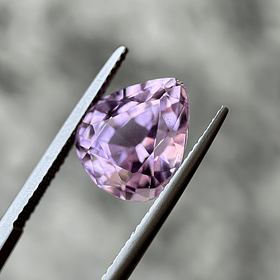 Kunzita-7.35ct-12.8x11x8.3mm