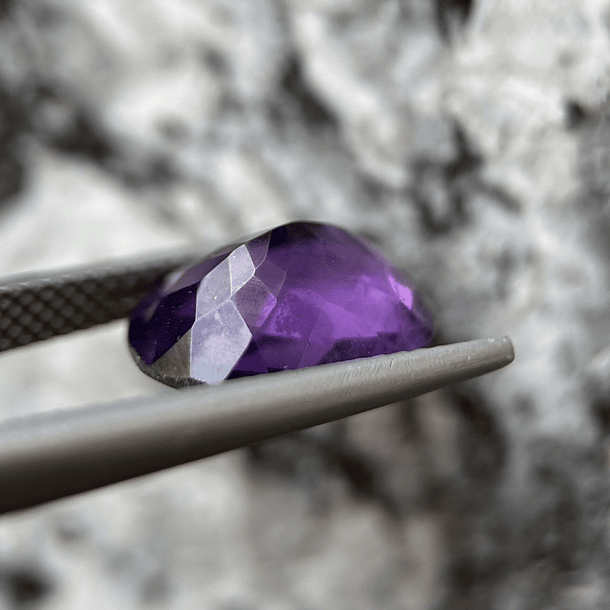 Amatista morada-4ct-12.2x9.9x6mm 4
