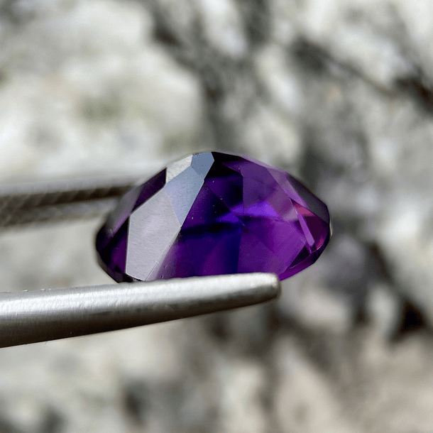 Amatista morada-4.56ct-12x10x6.5mm 3