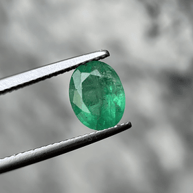 Esmeralda-1.85ct-8.4x6.6x4.9mm