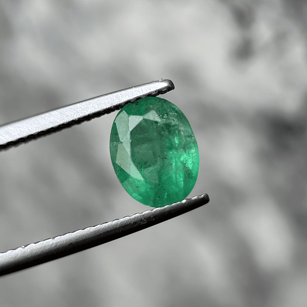Esmeralda-1.85ct-8.4x6.6x4.9mm 1