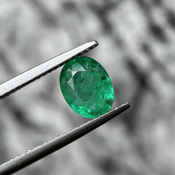 Esmeralda-1.55ct-8x6.3x3.9mm 1