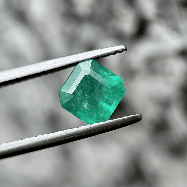 Esmeralda-1.85ct-7x7x4.6mm 1
