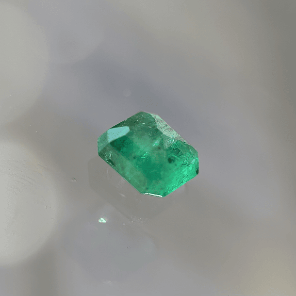 Esmeralda-1.40ct-8x6.2x3.9mm 3
