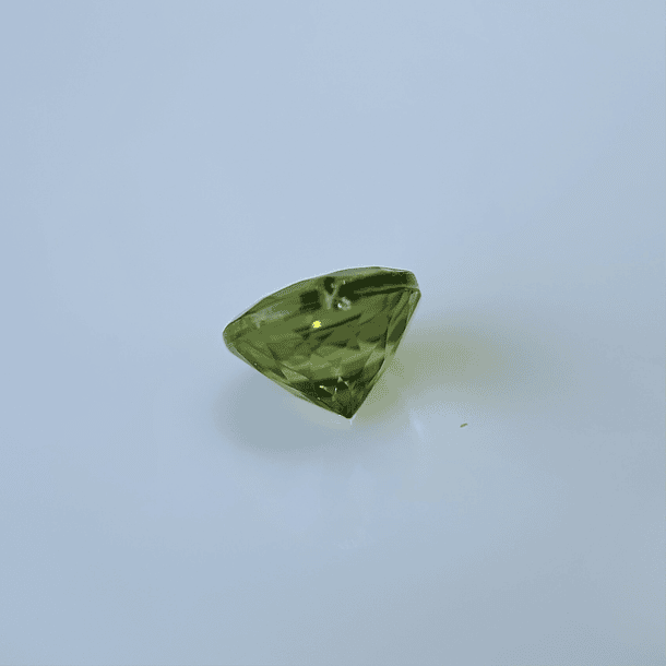 Peridoto-2.35ct-8x5.5mm 2