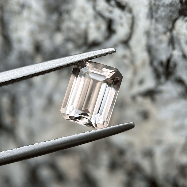Morganita-2.45ct-8.9x6.8x4.7mm 1