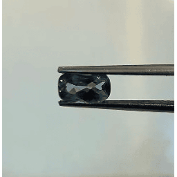 Pedido Especial Alexandrita 1.04ct 7.5x4.6mm con certificación