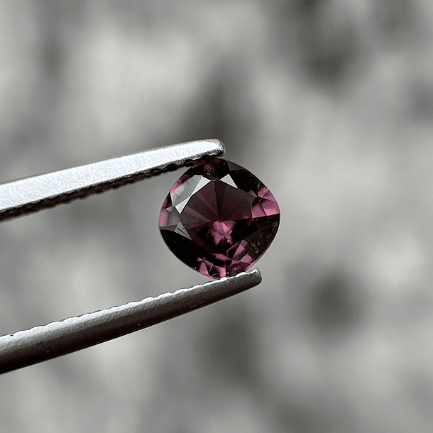 Espinela-0.73ct-5.4x5.4x3.1mm 1