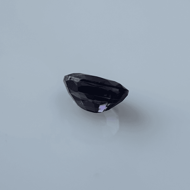 Espinela-0.945ct-6.6x5x3.5mm 3