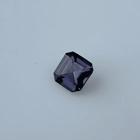 Espinela-0.765ct-5.1x4.8x3.4mm