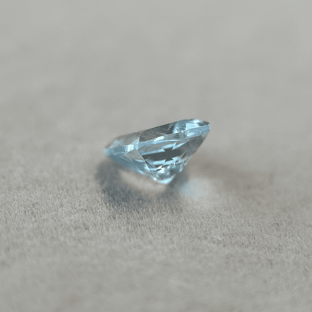 Aguamarina-2.70ct-9x8.9x5.2mm 3