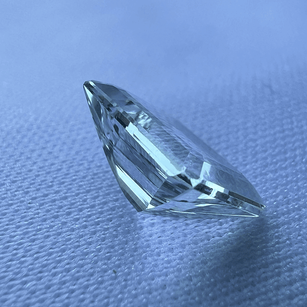 Aguamarina-3.25ct-9.8x8x5.7mm 4