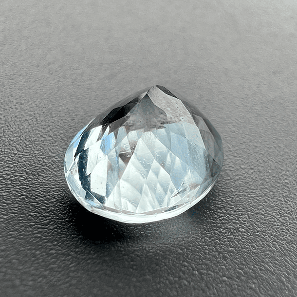 Aguamarina-3.80ct-11x8.6x6.6mm 2