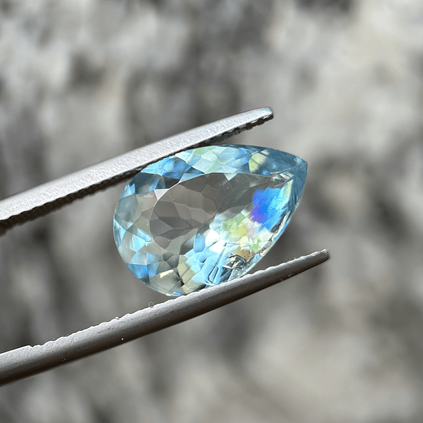 Aguamarina-3.81ct-14.2x9.8x5.4mm 2