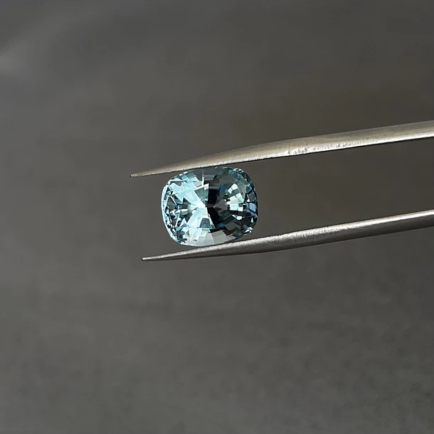 Topacio azul-3.350ct-9.2x7x6mm 1