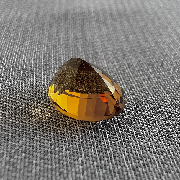 Citrino cognac-2.70ct-10x8.2x6mm 2