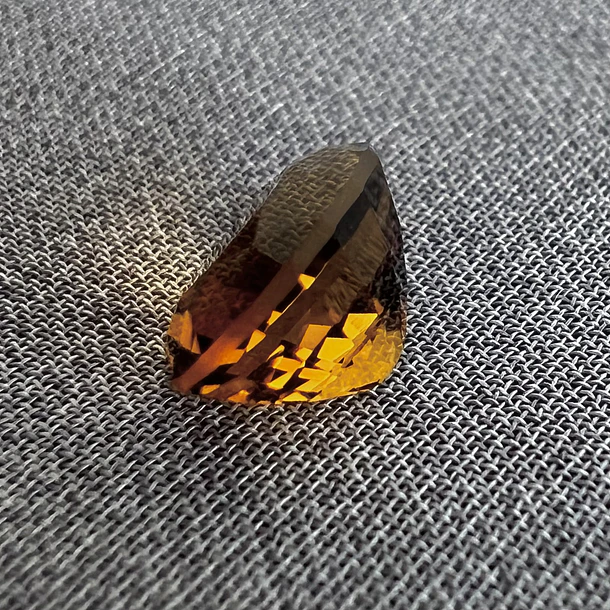 Citrino cognac-2.70ct-10x8.2x6mm 4