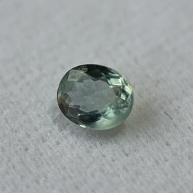 Alexandrita-0.55ct-5.5x4.5x2.5mm