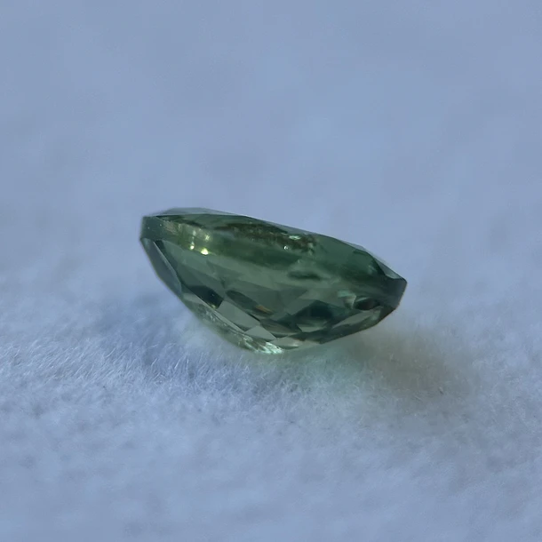Alexandrita-0.65ct-5.6x4.4x3.5mm 2