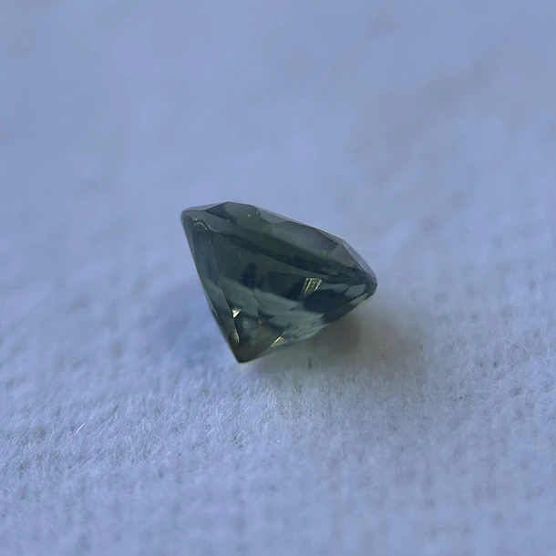 Alexandrita-0.60ct-4.7x3.5mm 2