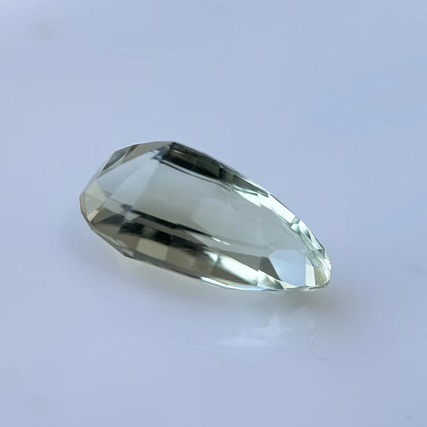 Amatista verde-5.065ct-15x8.1x7.2mm 2