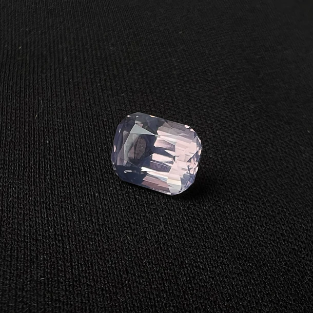 Cuarzo lavanda-1.73ct-8x6mm 1