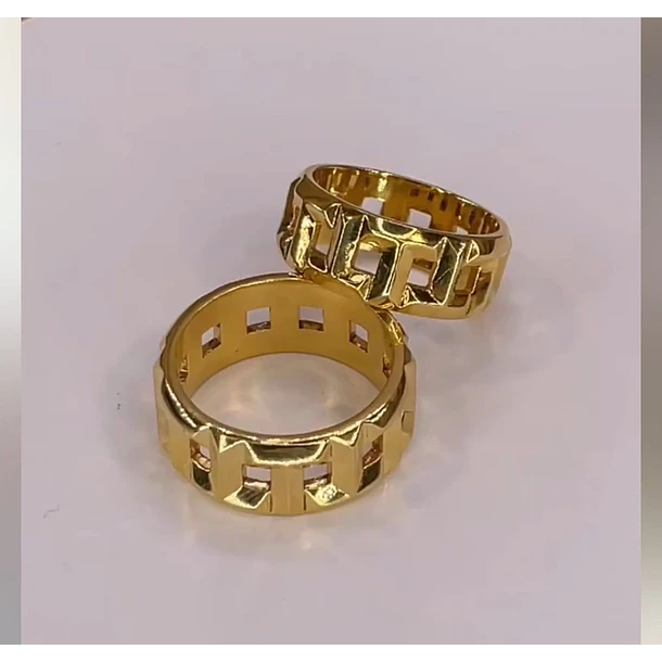 Anillo tipo Tiffany en plata ley 925 con baño de rodio en talla 11.