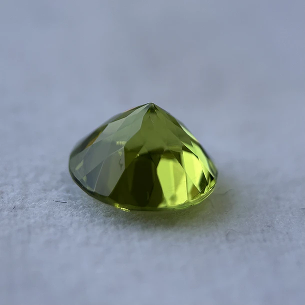 Peridoto-1.99ct-8x4.7mm 3
