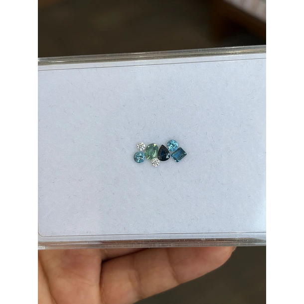 Set cluster, incluye: london blue redondo y octágono, con moissanita redonda y zafiro pera