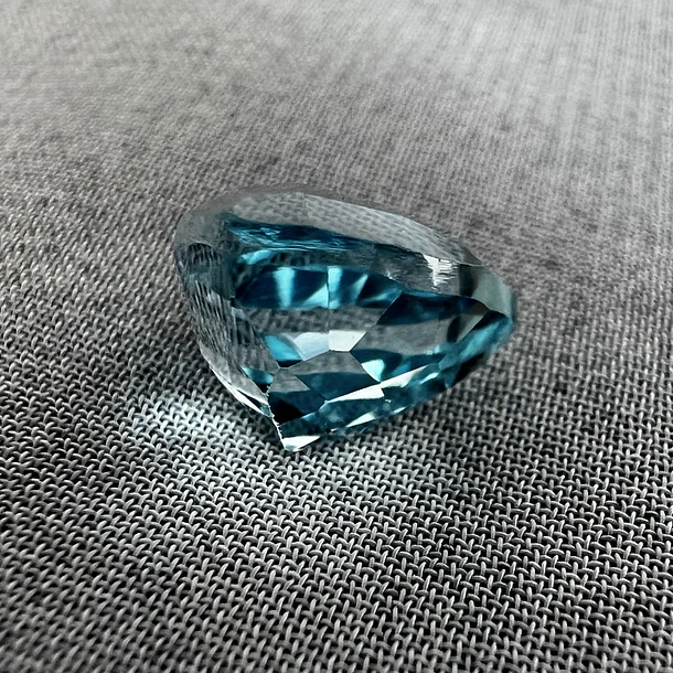 Topacio azul-3.25ct-9x9x6mm 2