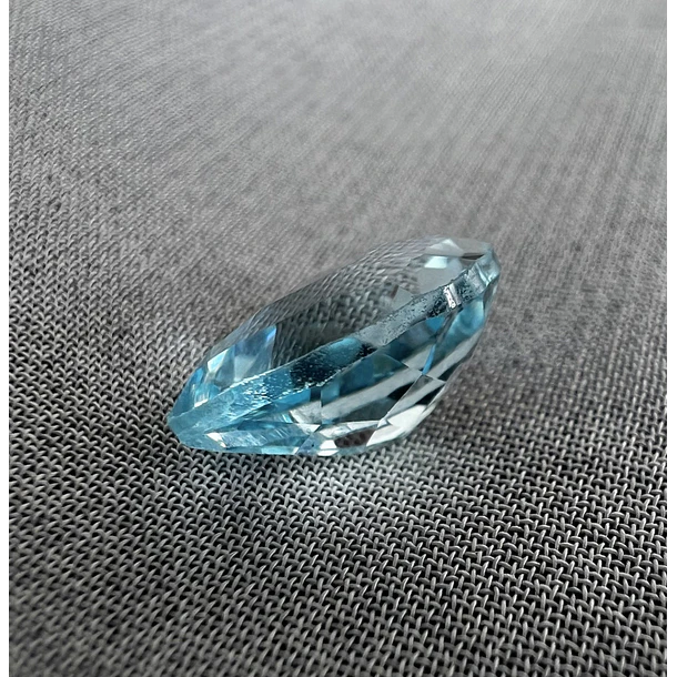 Topacio azul-3.25ct-10x8.1x6.3mm 2