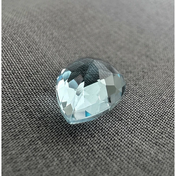 Topacio azul-3.25ct-10x8.1x6.3mm 3