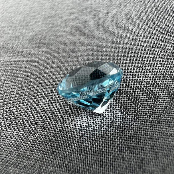 Topacio azul-3.55ct-9x6mm 4