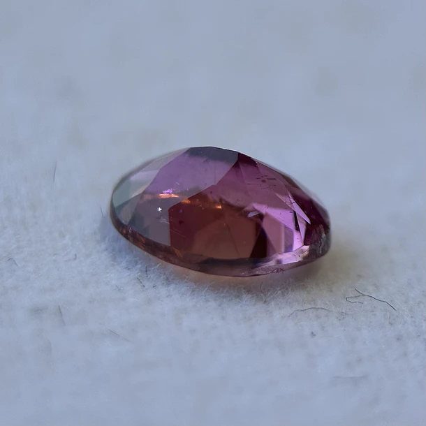 Turmalina-0.80ct-7.-x5.2x3.3mm 2