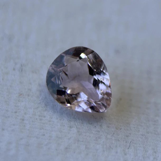 Turmalina-0.85ct-6.9x6x3.1mm 1