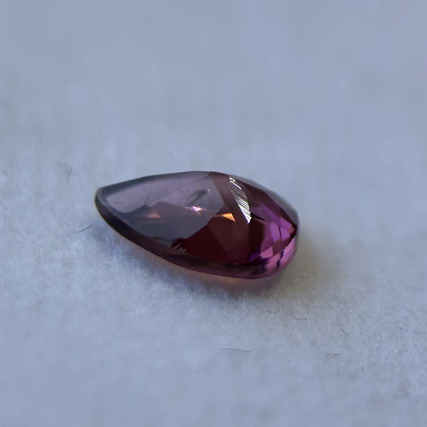 Turmalina-0.70ct-8.6x5.1x2.5mm 2