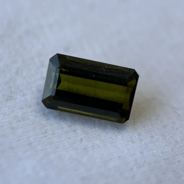 Turmalina-2ct-9x5.4x4mm 1