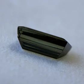 Turmalina-3ct-10.6x5.8x4.4mm