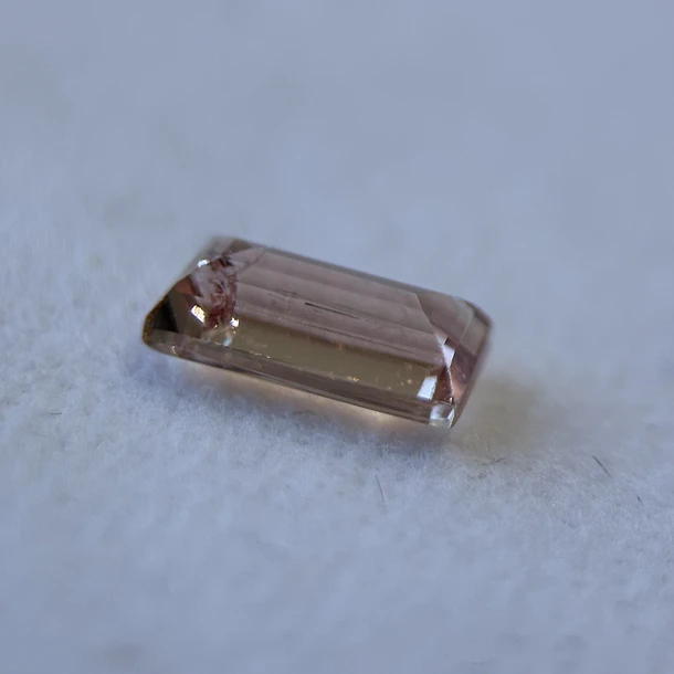 Turmalina-1.30ct-8.6x4.6x2.5mm 2